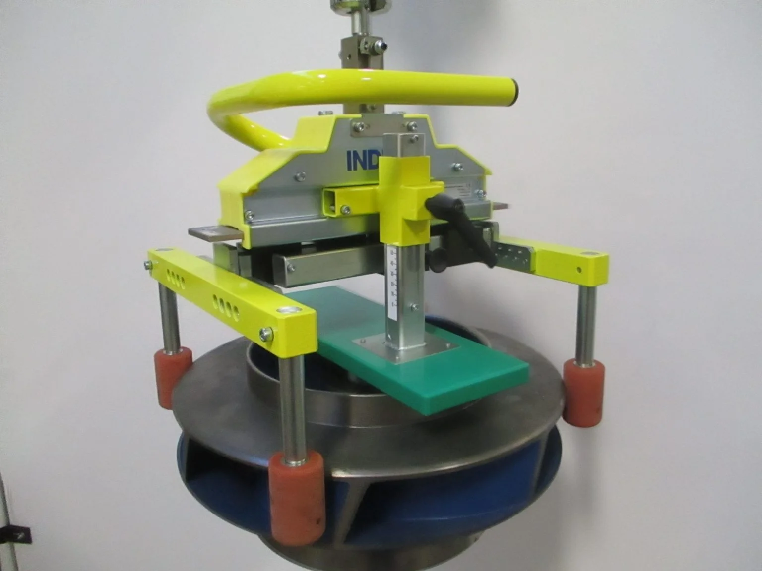 Small Component Handeling Mechanical Component Handling Solutions UK | Scaglia Indeva Ltd